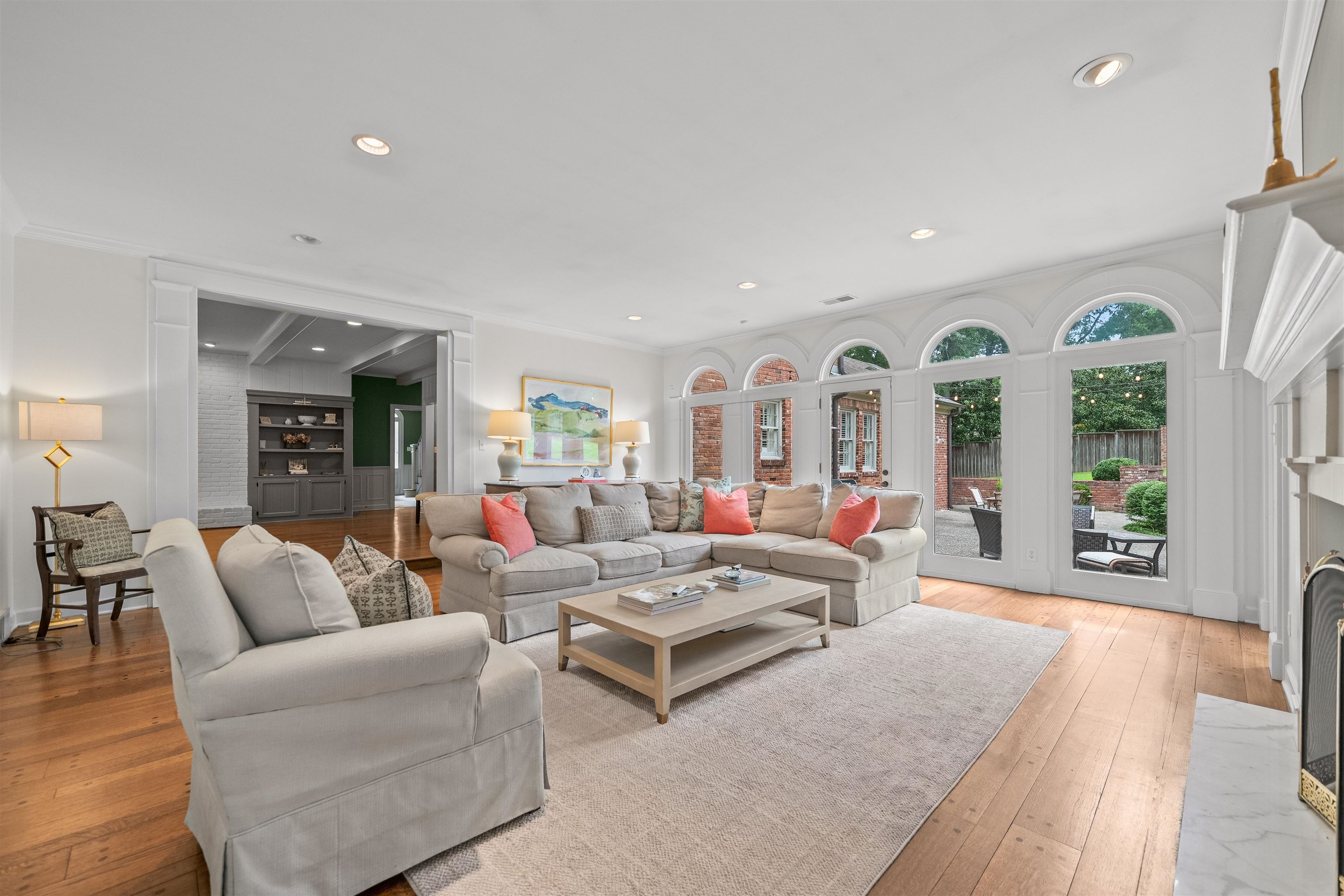 5724 THE FOREST GATE RD