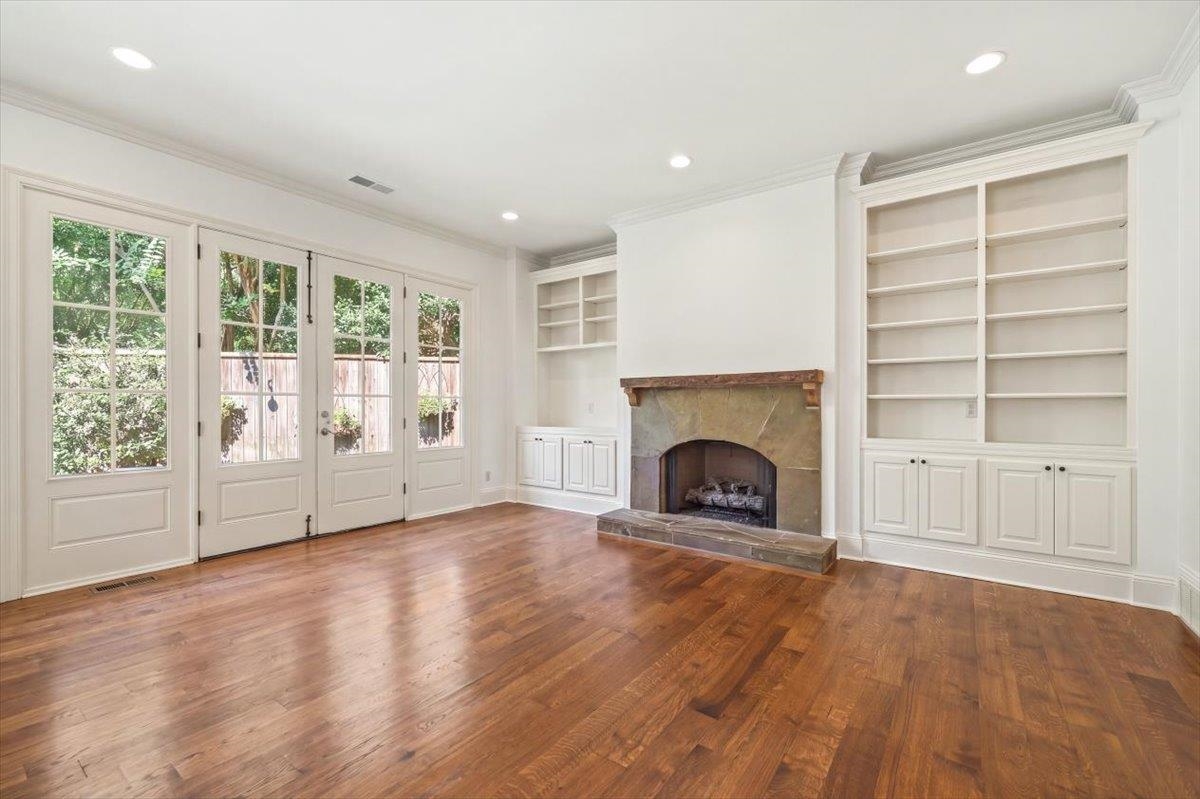 217 W GOODWYN ST