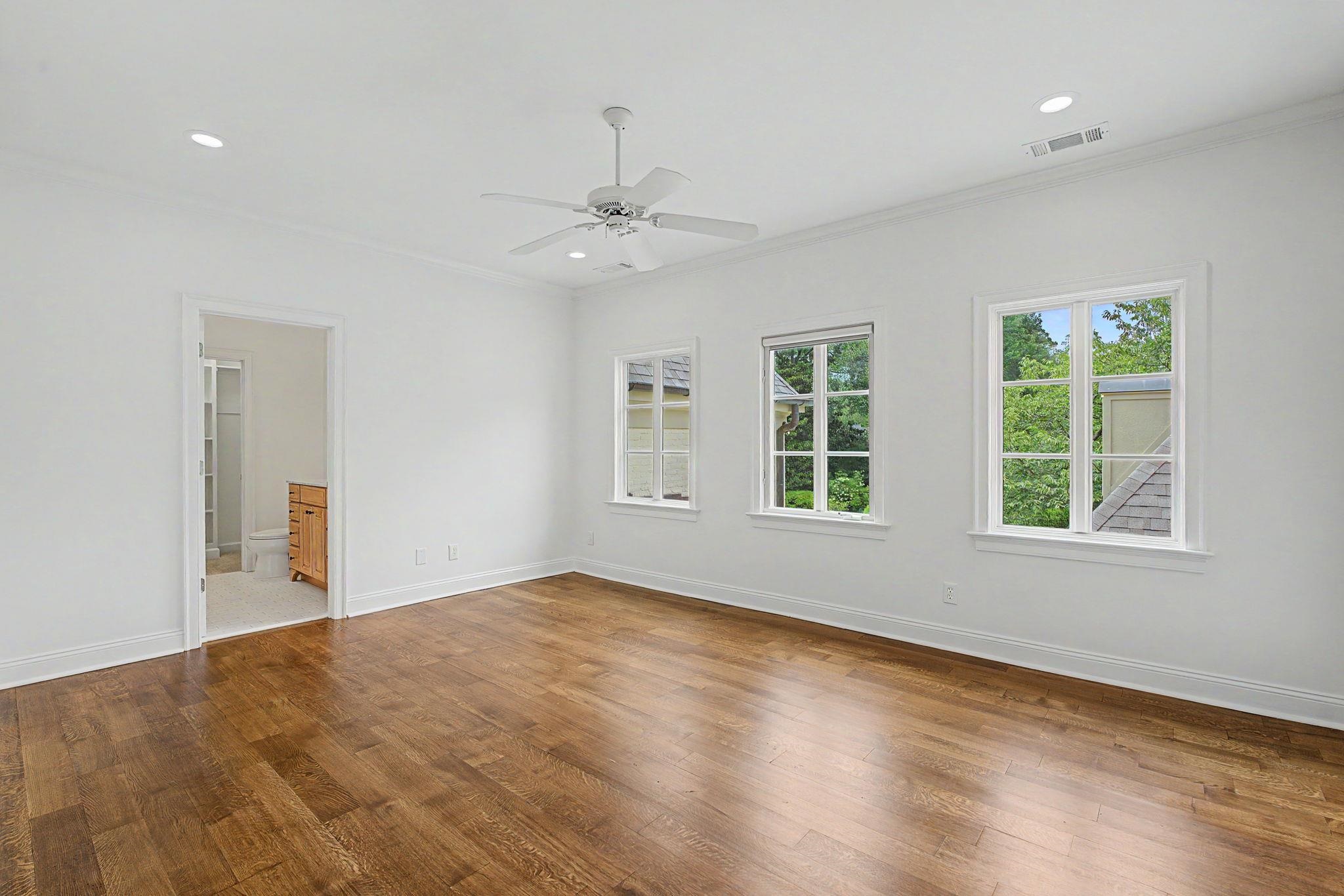 210 LOMBARDY RD