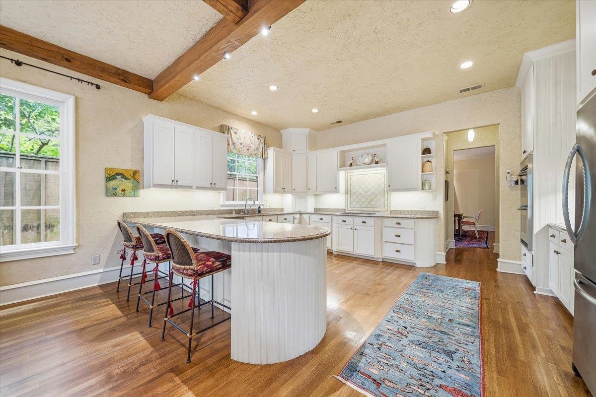 3828 NORTHWOOD DR