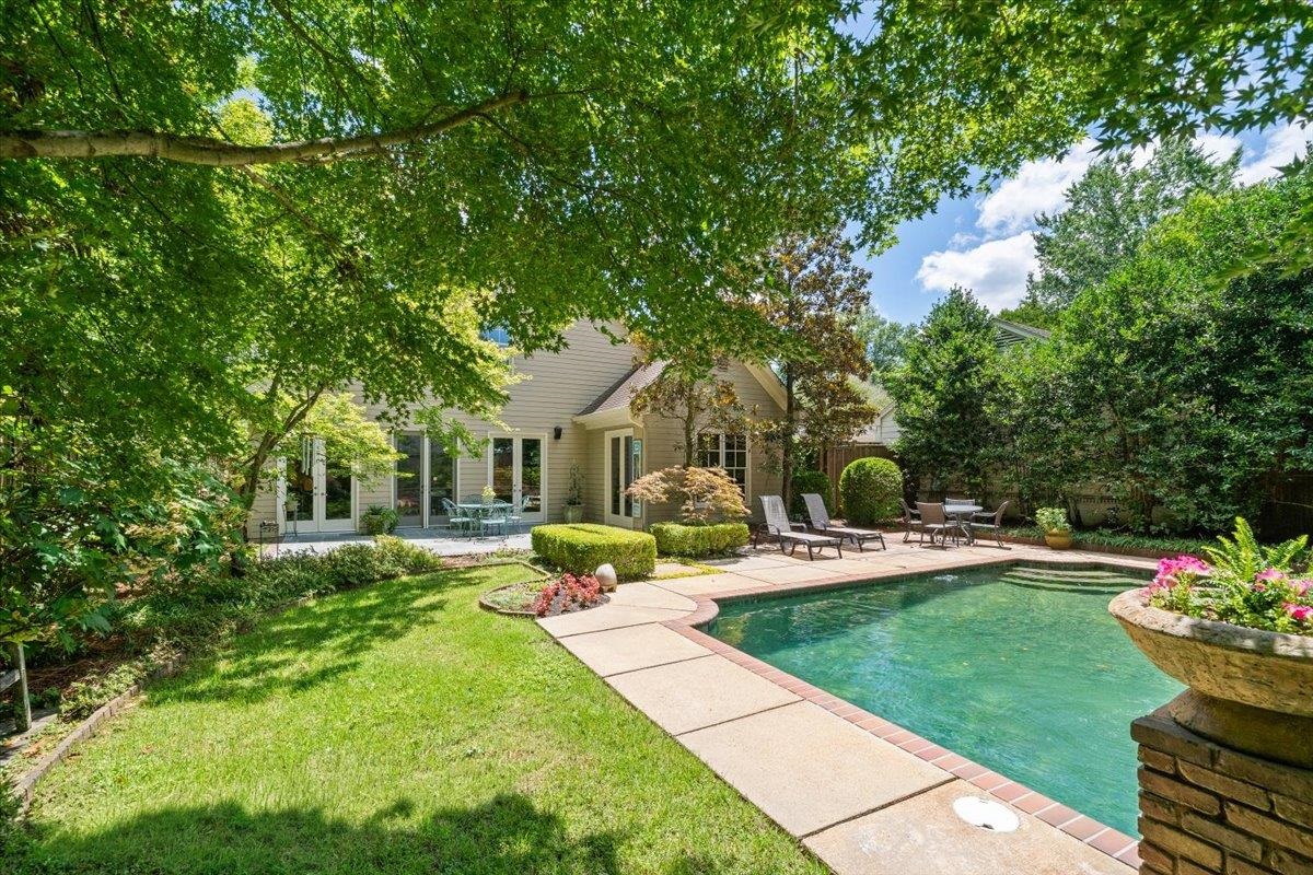 3828 NORTHWOOD DR