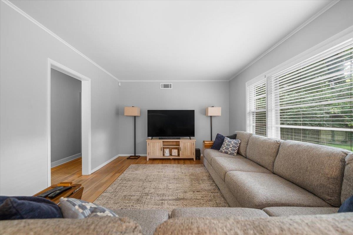1127 PERKINS TER