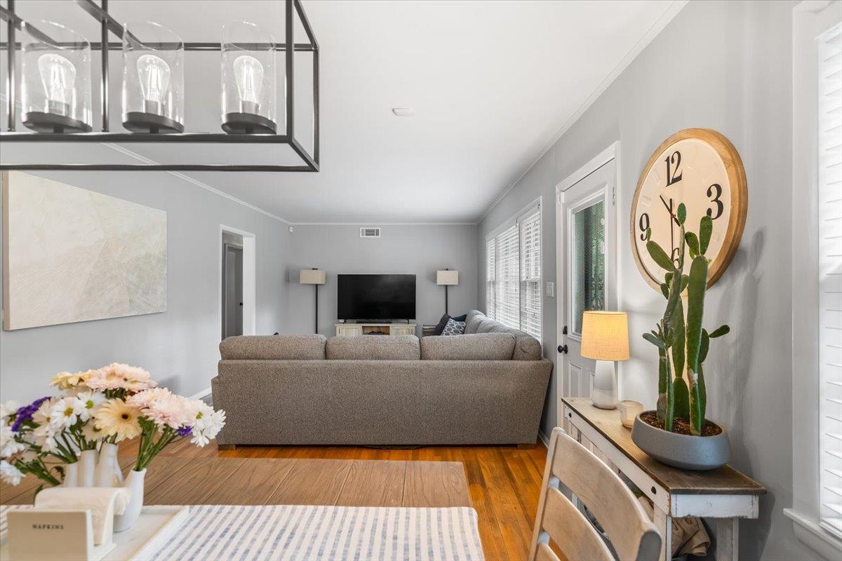 1127 PERKINS TER