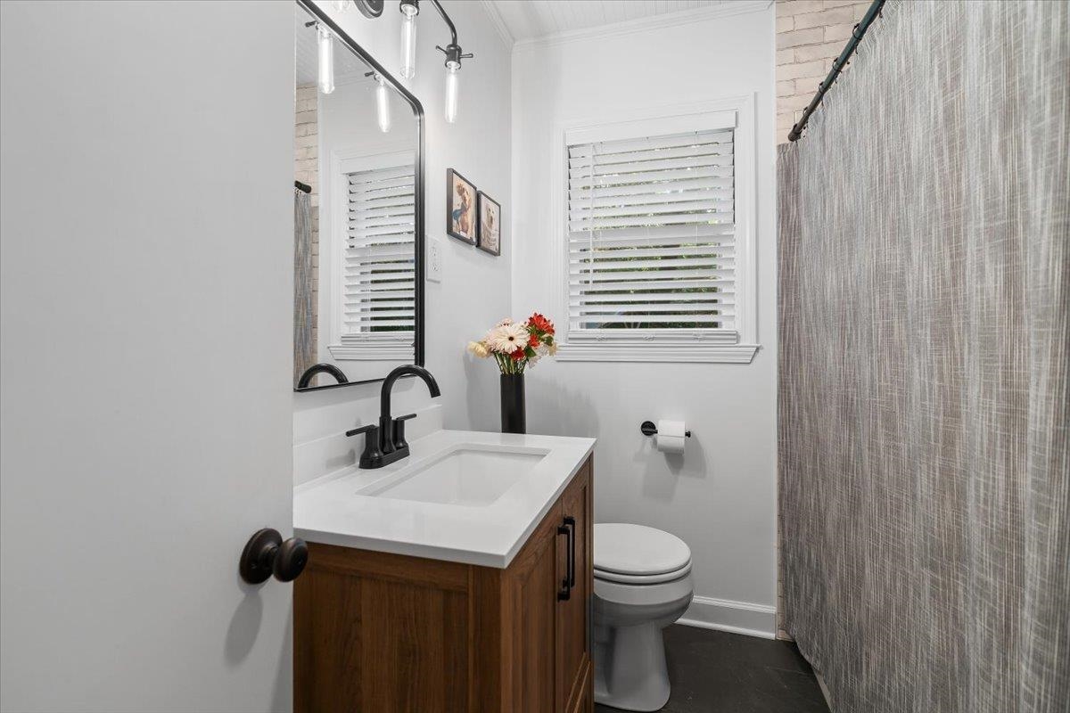 1127 PERKINS TER