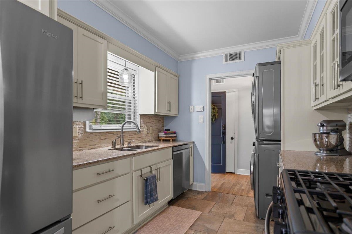 1127 PERKINS TER