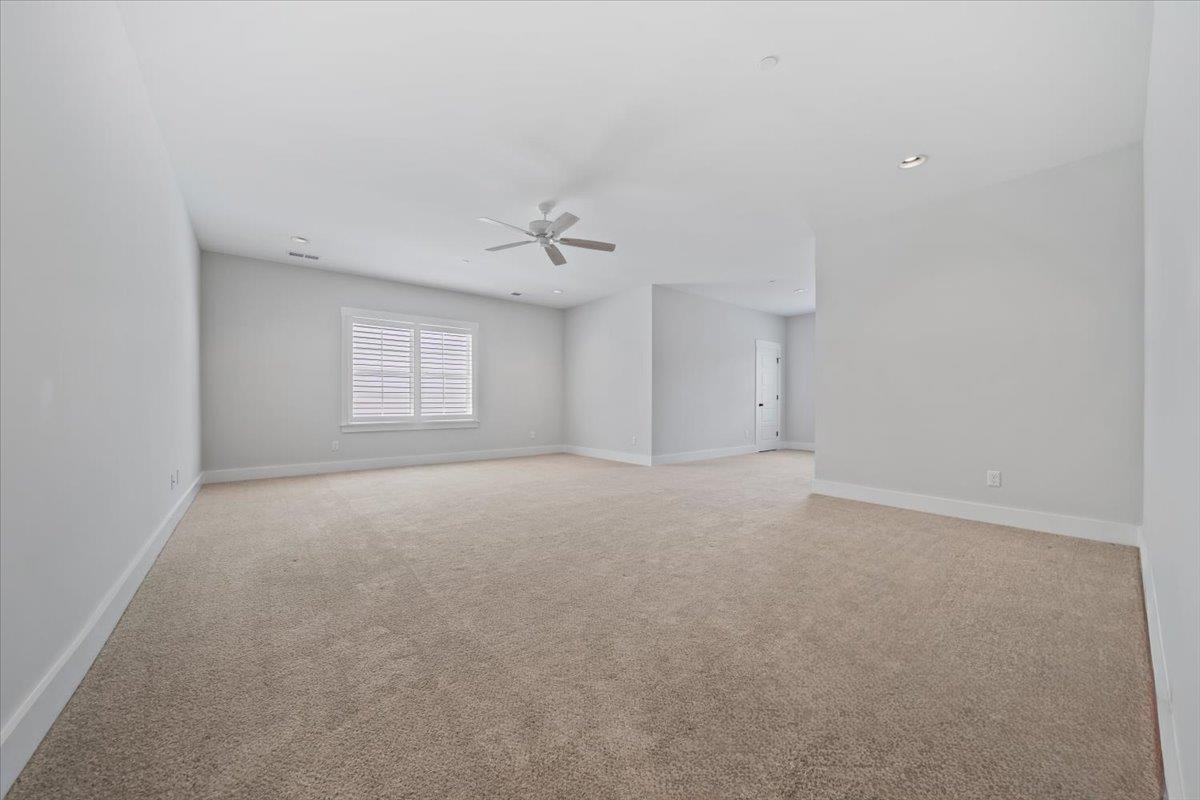 3520 ROKEBY FARM LN