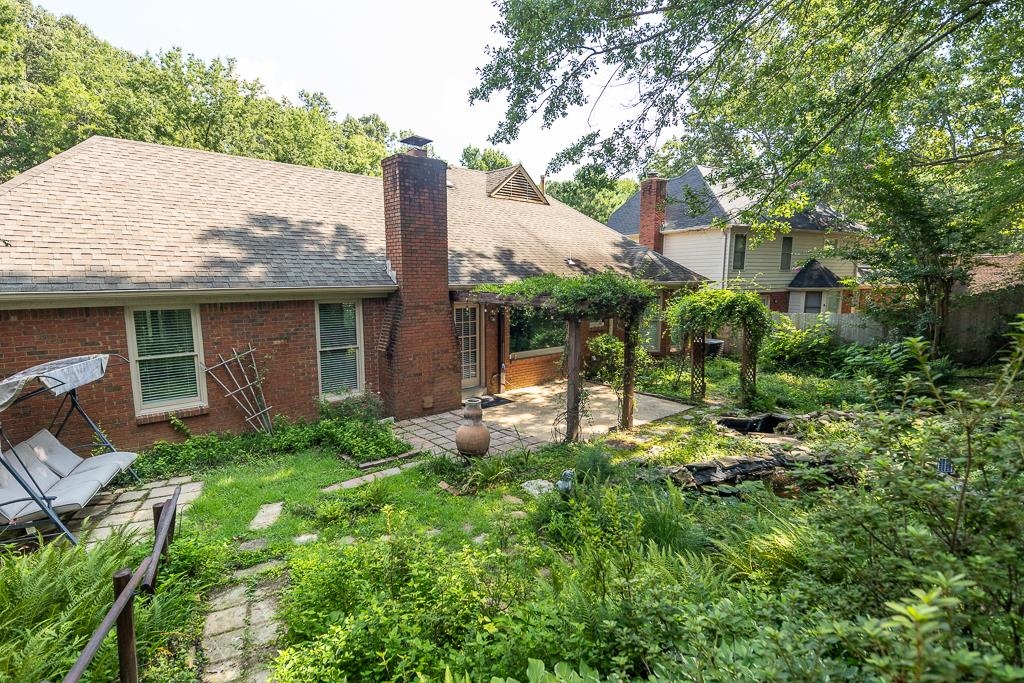8893 WALNUT RIDGE LOOP