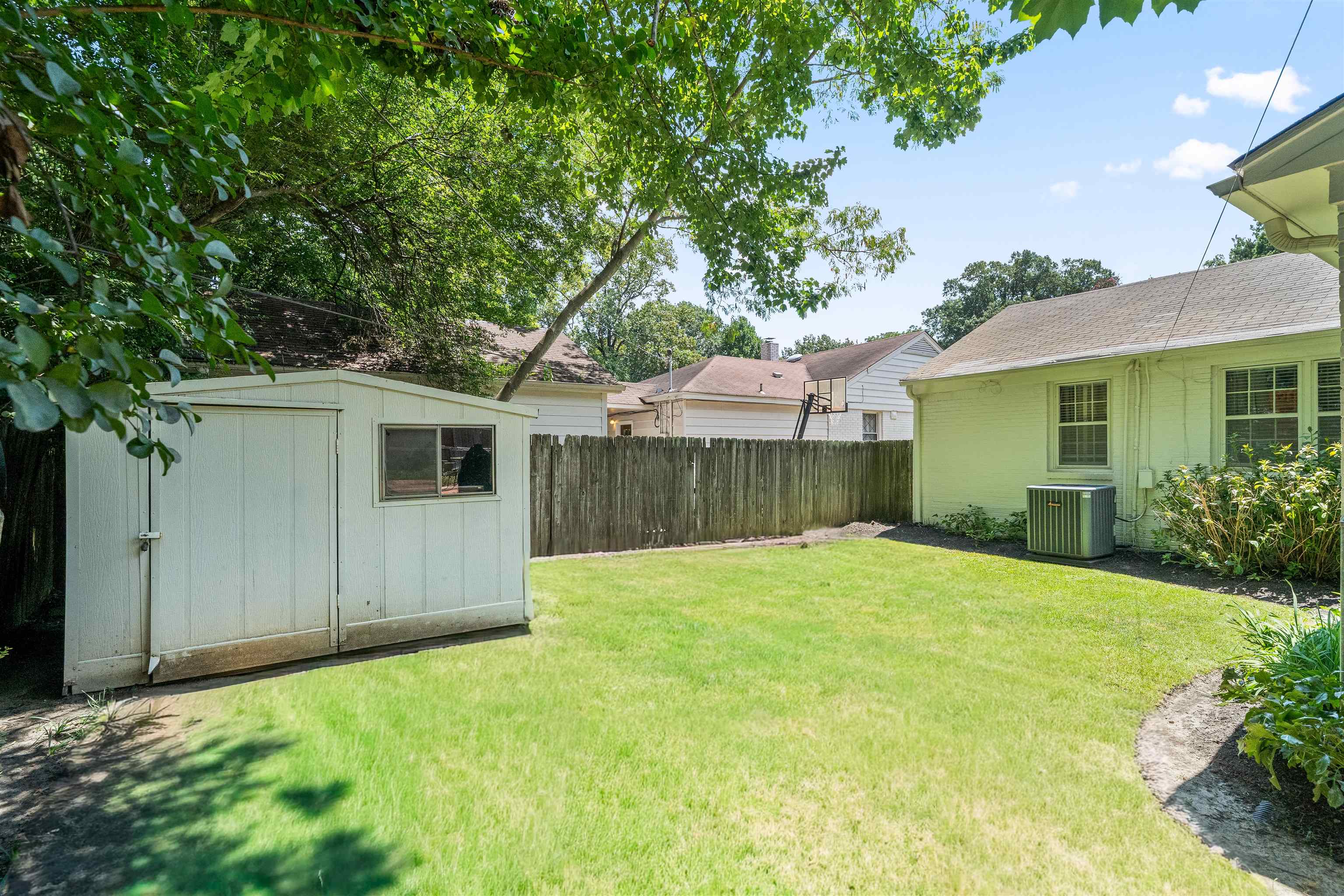 3582 SOUTHWOOD AVE