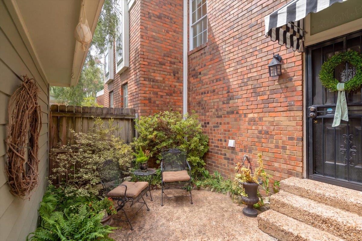 6946 AMBERLY RD Unit: 6946