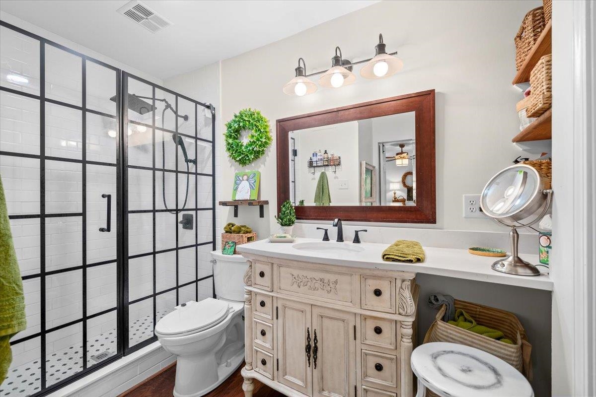 6946 AMBERLY RD Unit: 6946