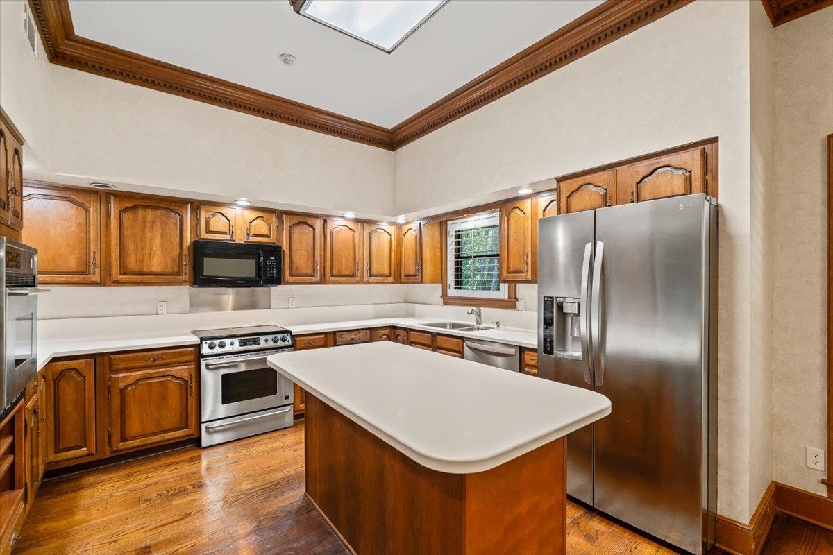 680 SWEETBRIER RD