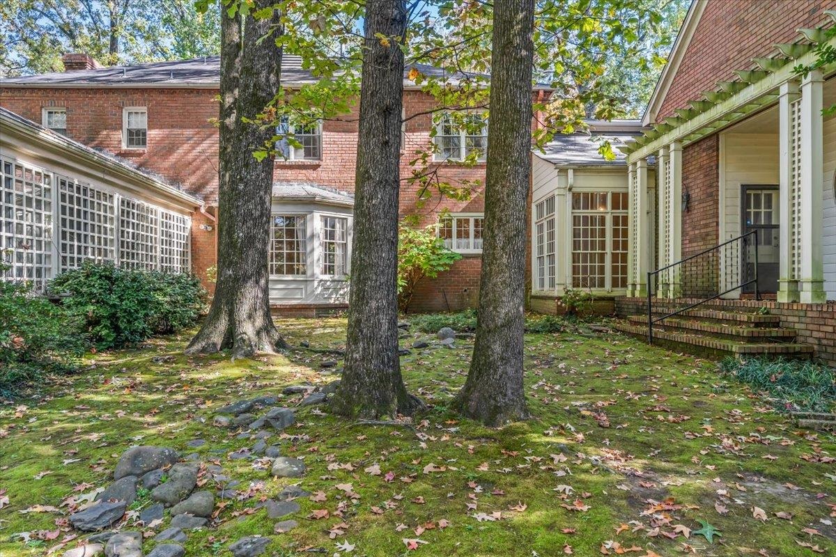 6021 RIVER OAKS CV
