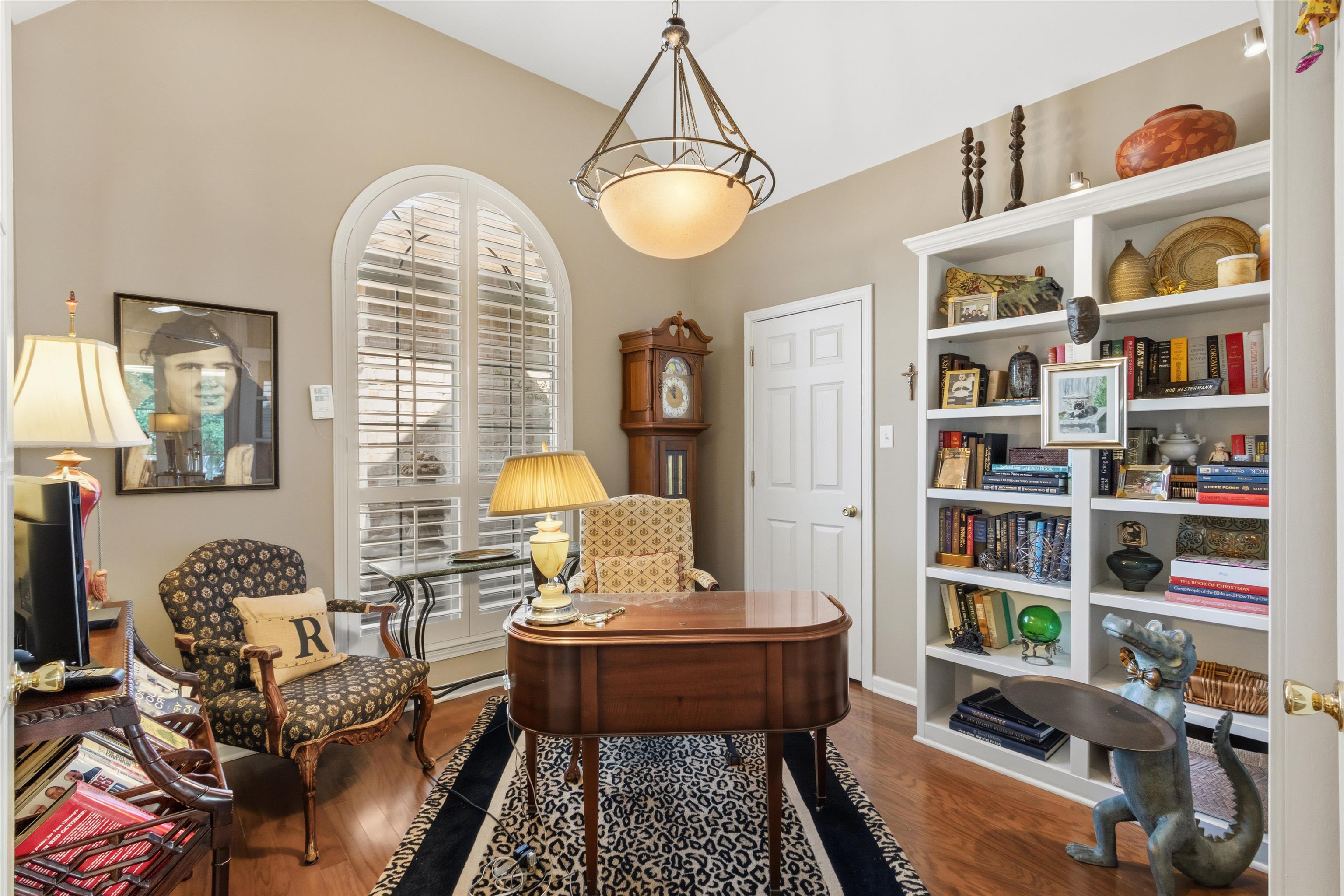 280 FOUNTAIN RIVER DR