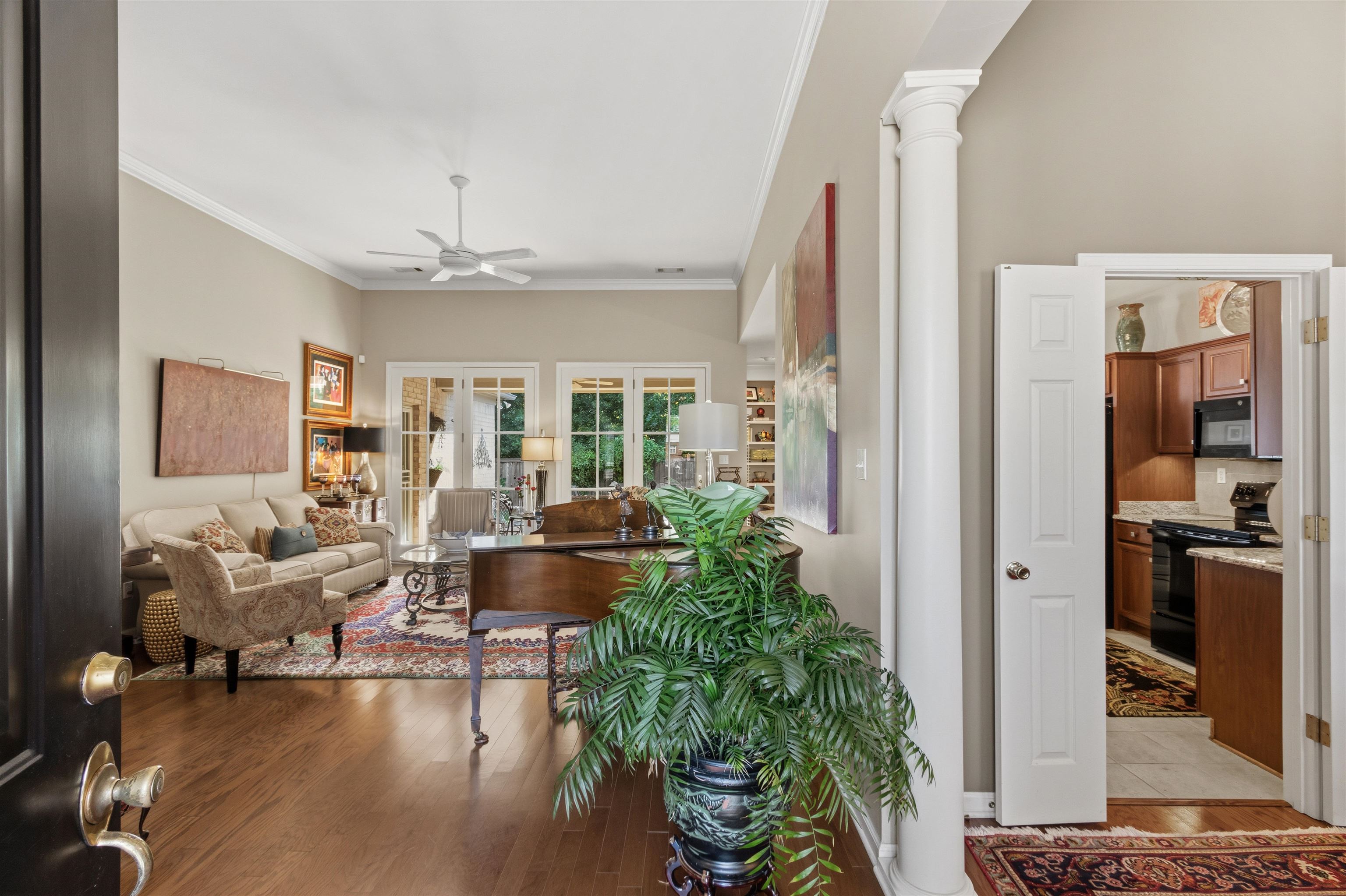 280 FOUNTAIN RIVER DR