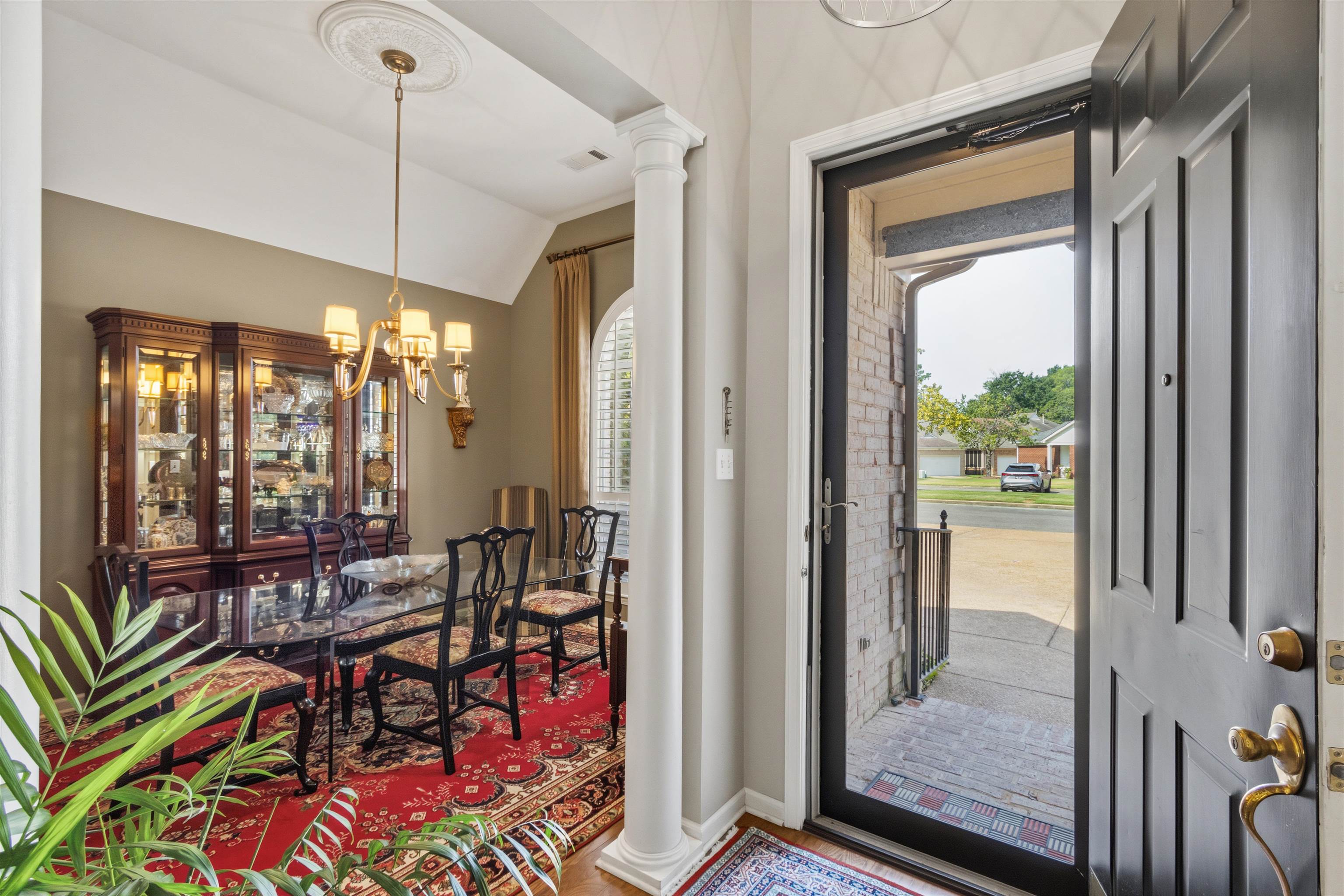 280 FOUNTAIN RIVER DR