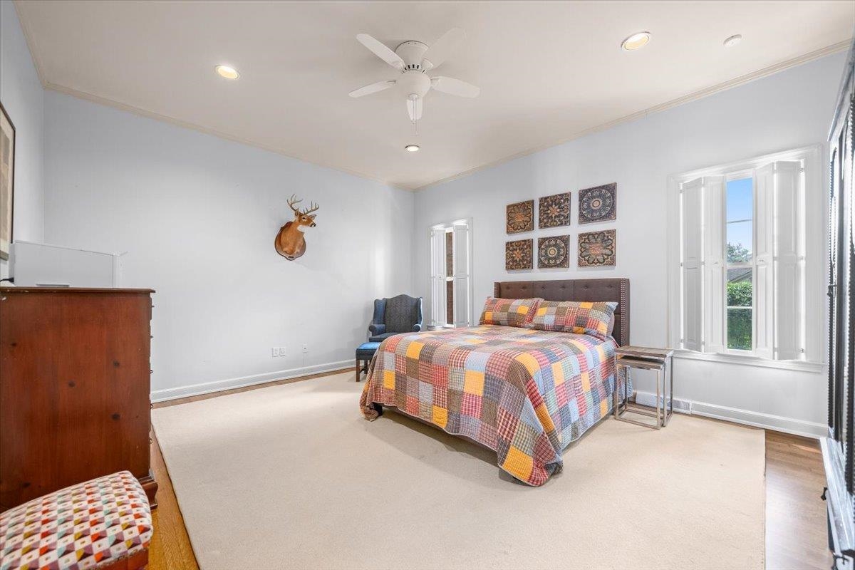 42 WOOD GROVE DR