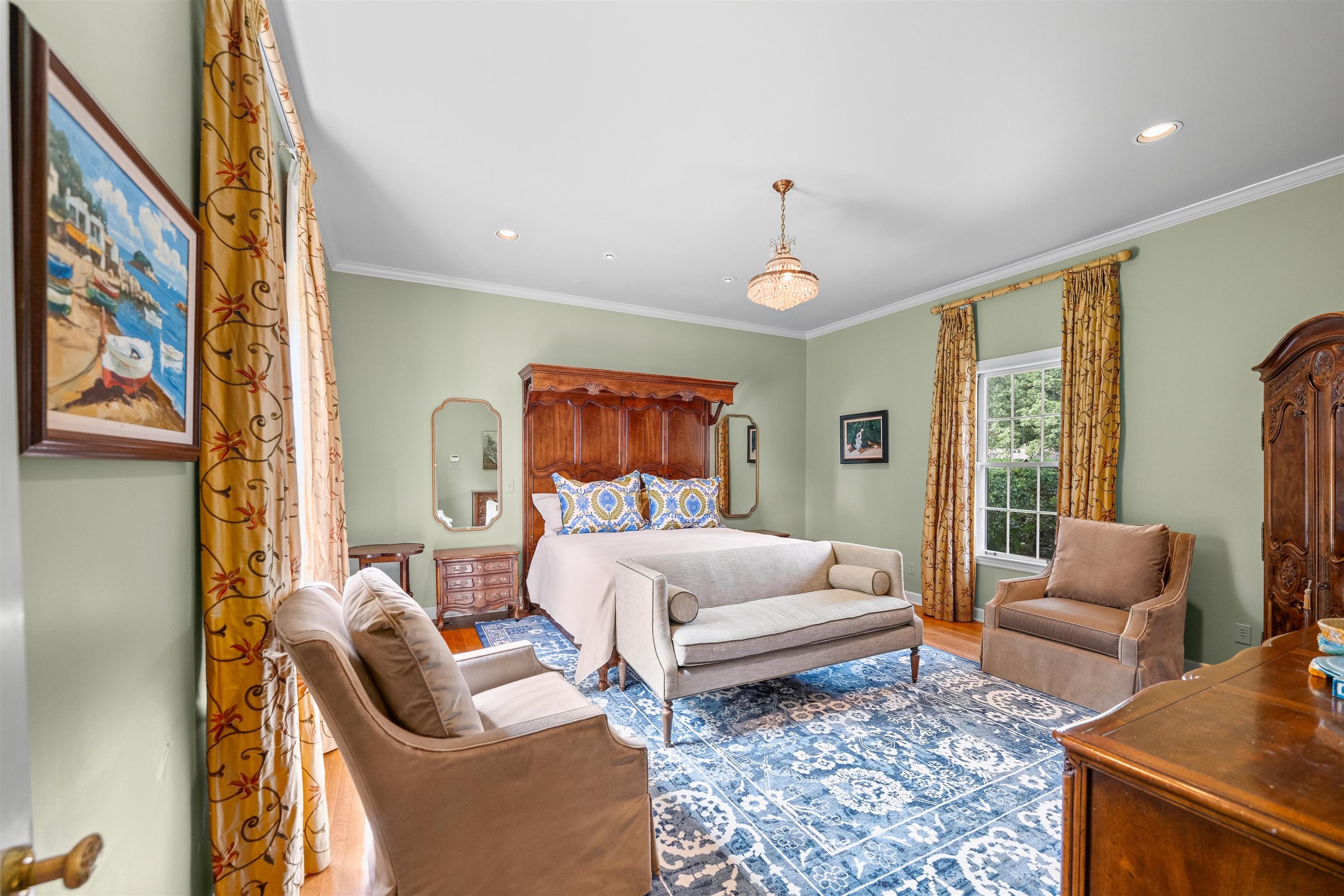 42 WOOD GROVE DR