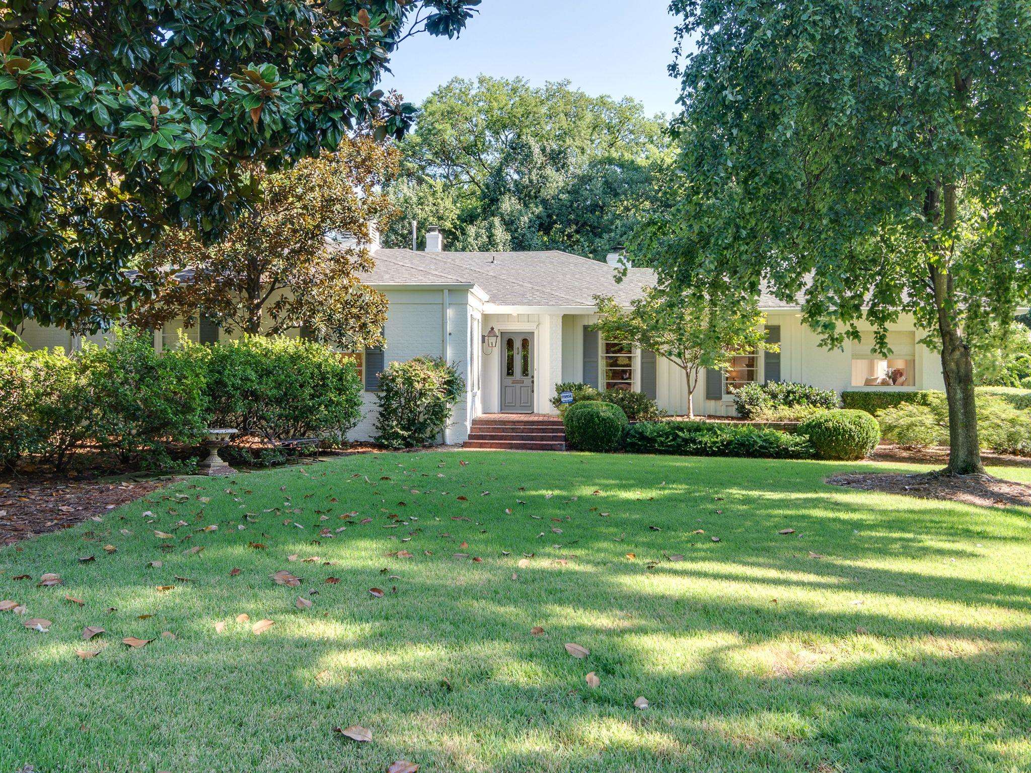 2884 CATAWBA LN