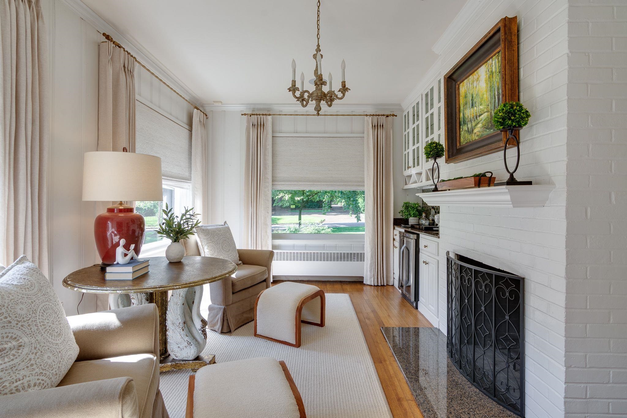 2884 CATAWBA LN