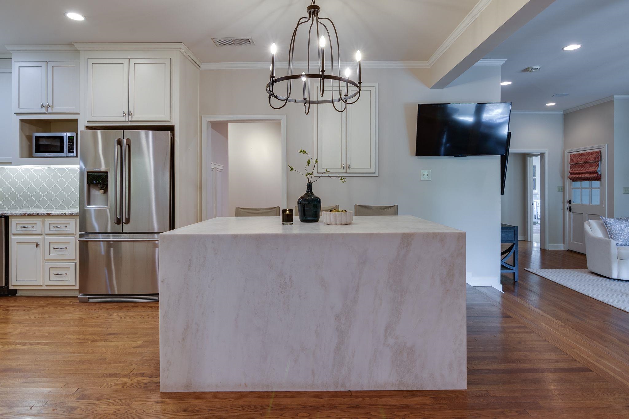 2884 CATAWBA LN