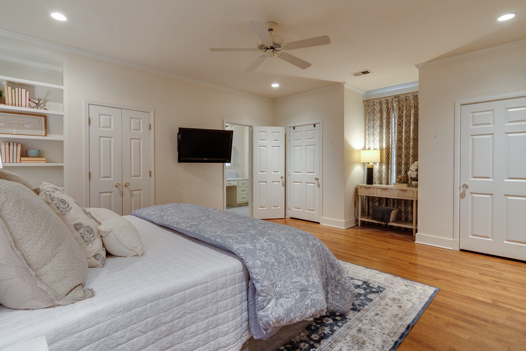 2884 CATAWBA LN