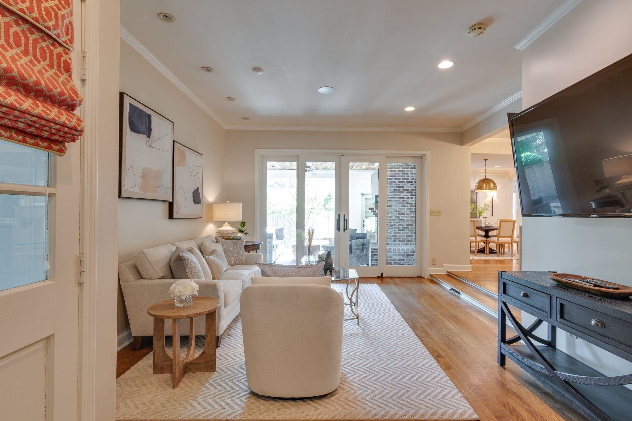 2884 CATAWBA LN