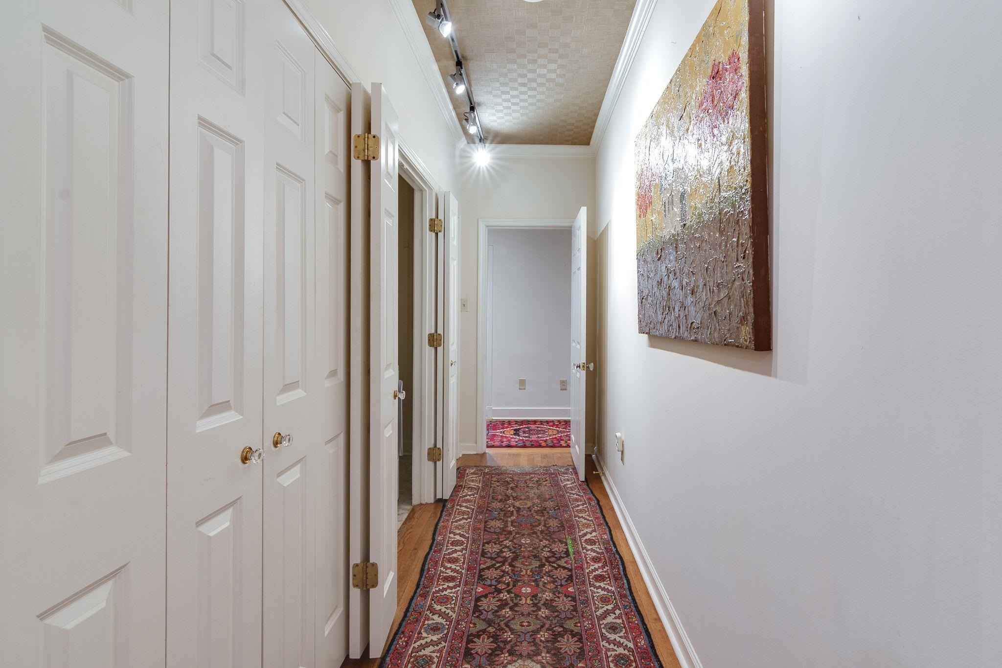 2884 CATAWBA LN