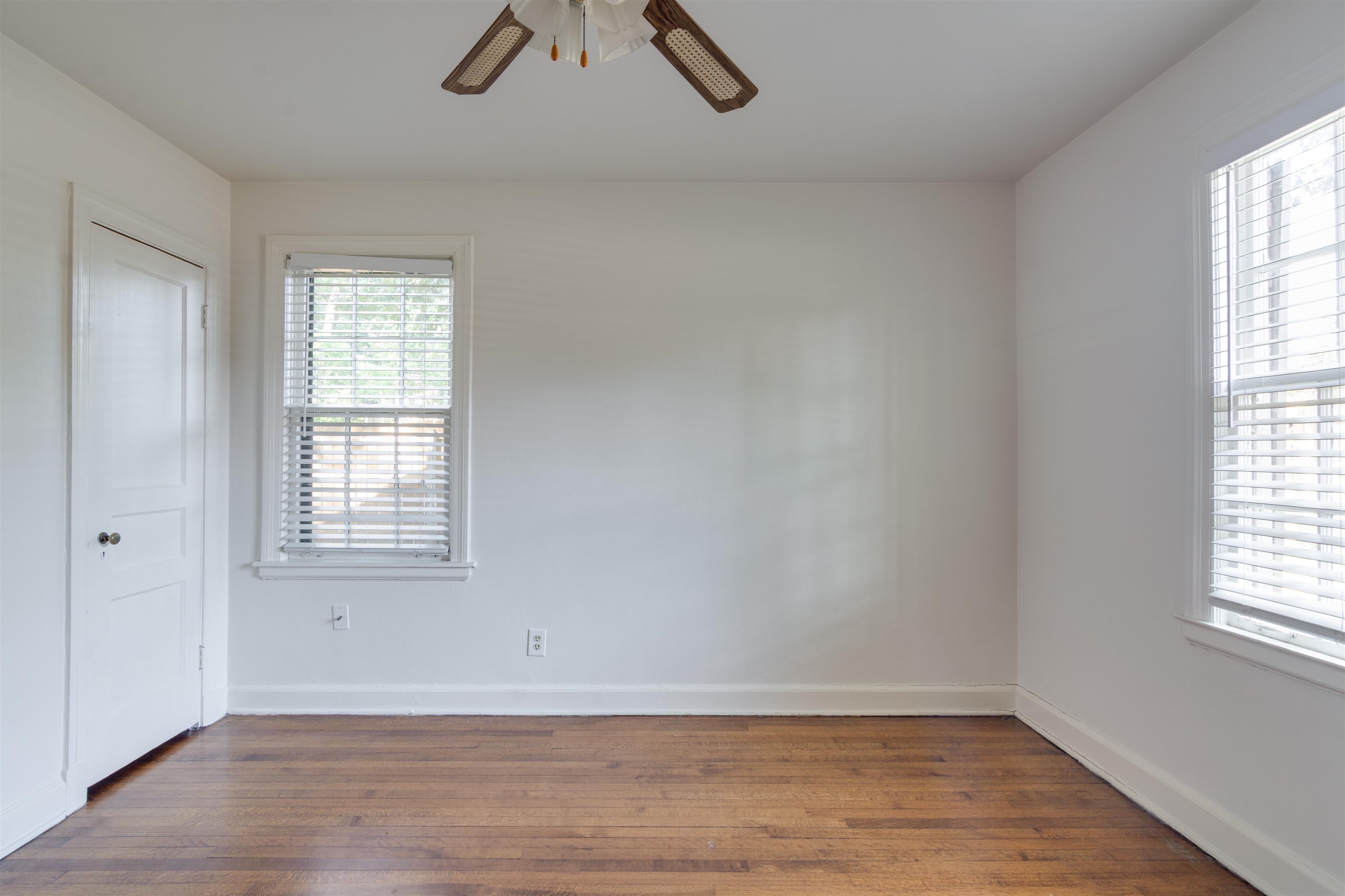 1885 PEABODY AVE Unit: 1