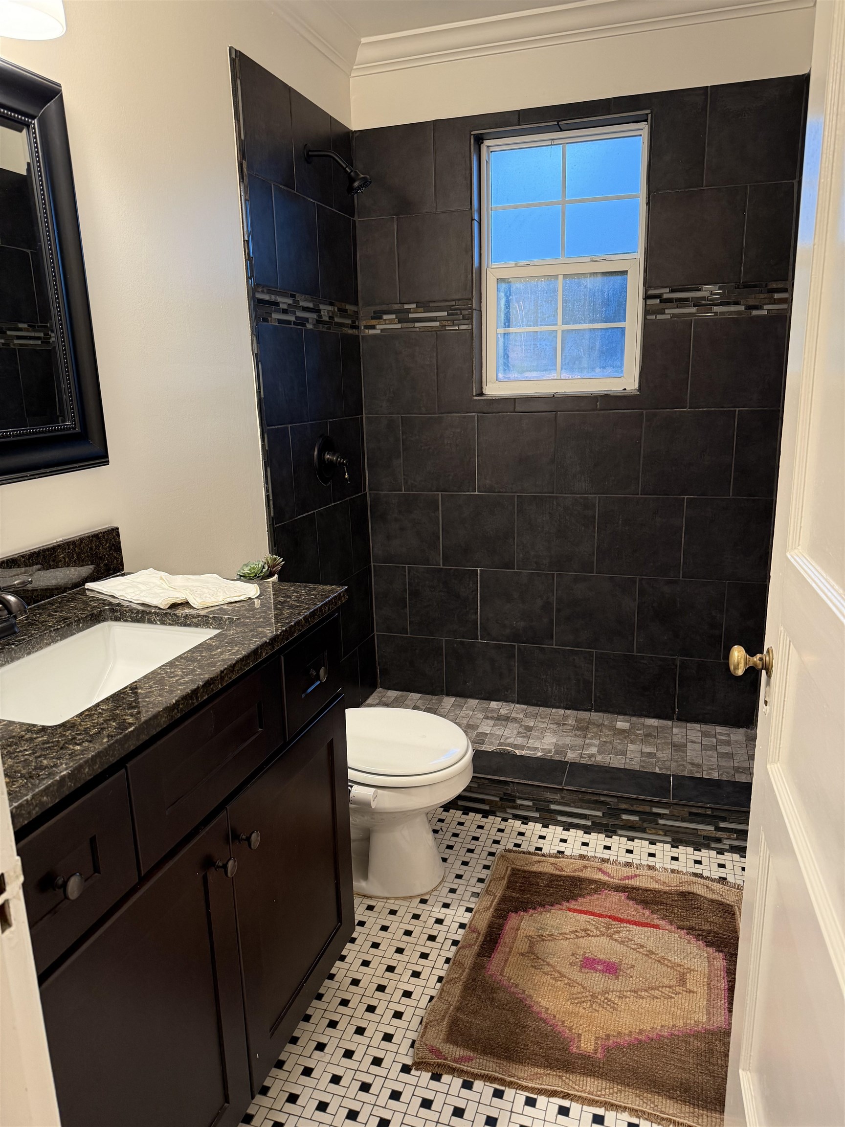 1885 PEABODY AVE Unit: 1