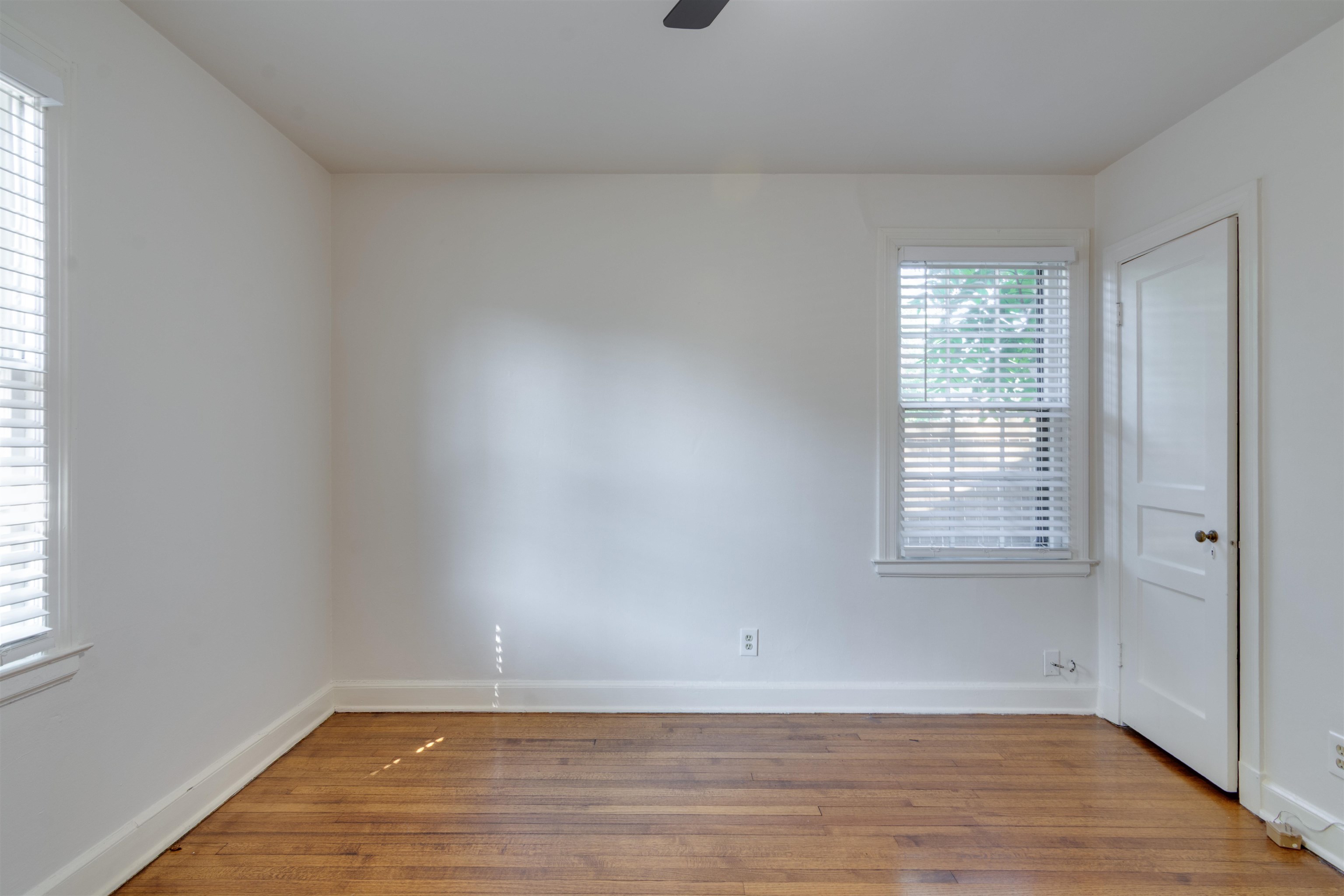 1885 PEABODY AVE Unit: 1
