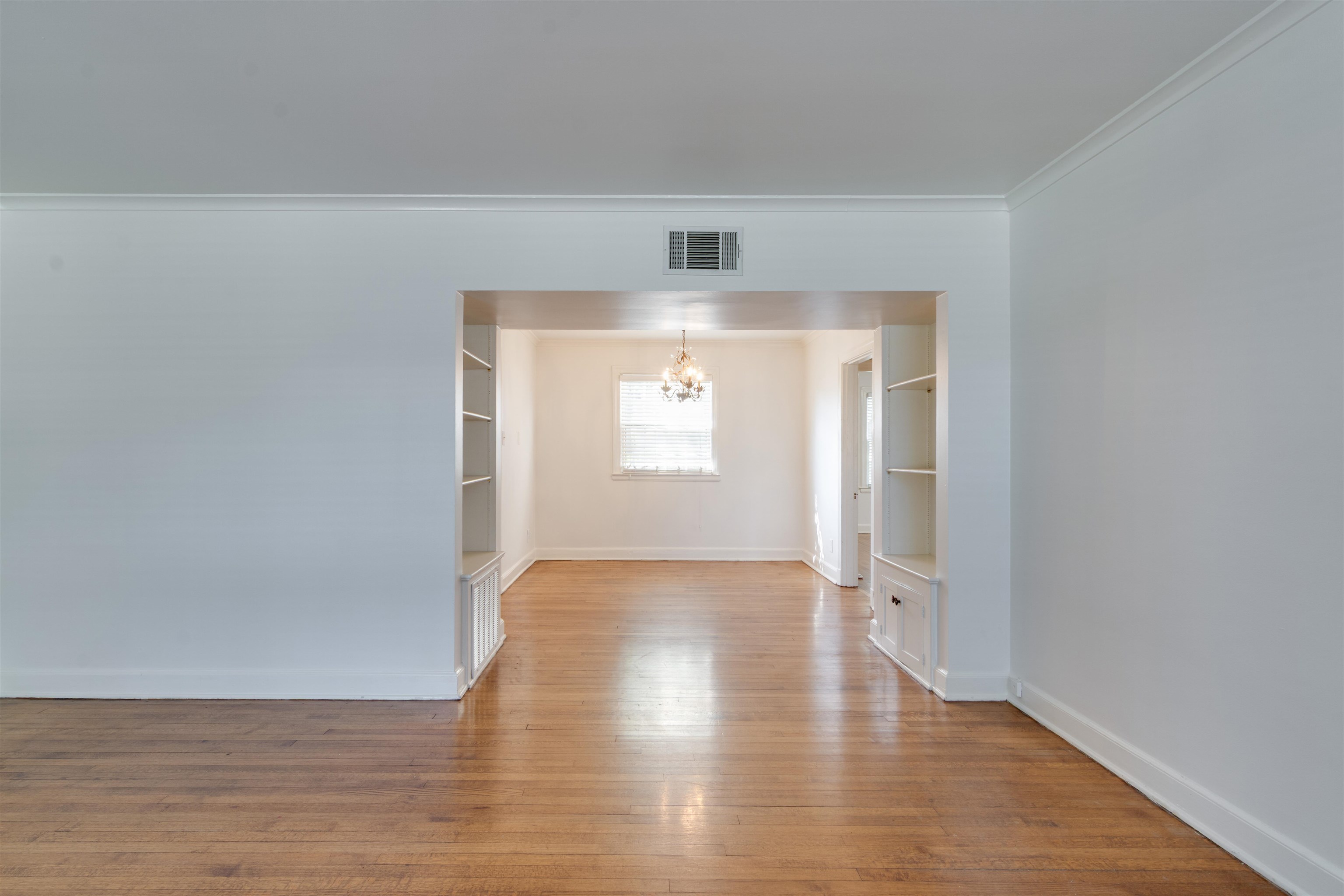 1885 PEABODY AVE Unit: 1