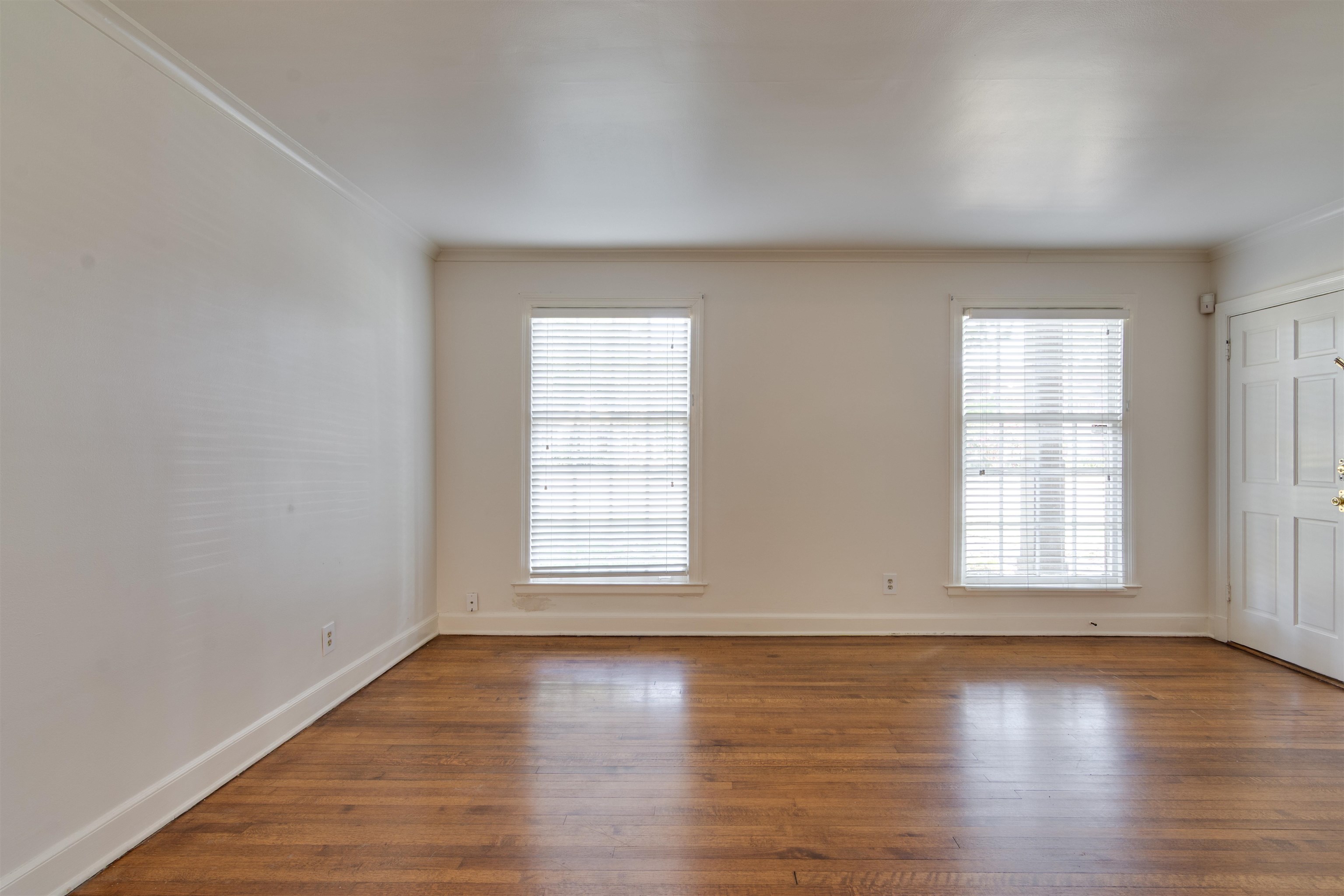 1885 PEABODY AVE Unit: 1