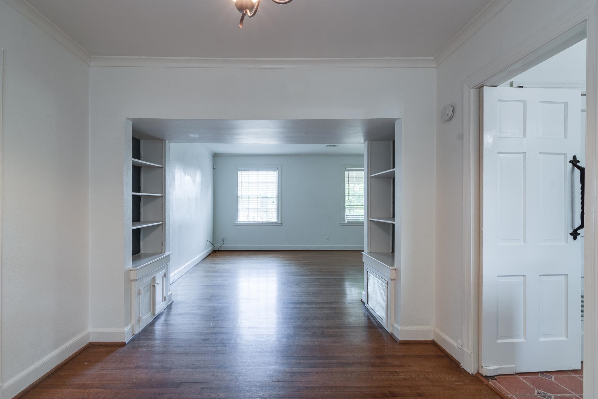 1885 PEABODY AVE Unit: 1
