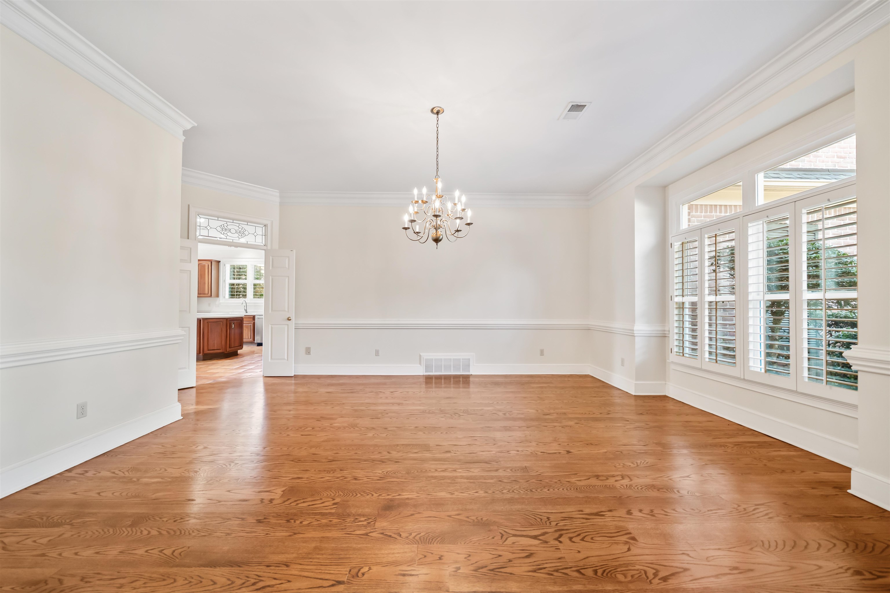3449 LAKE POINTE CV