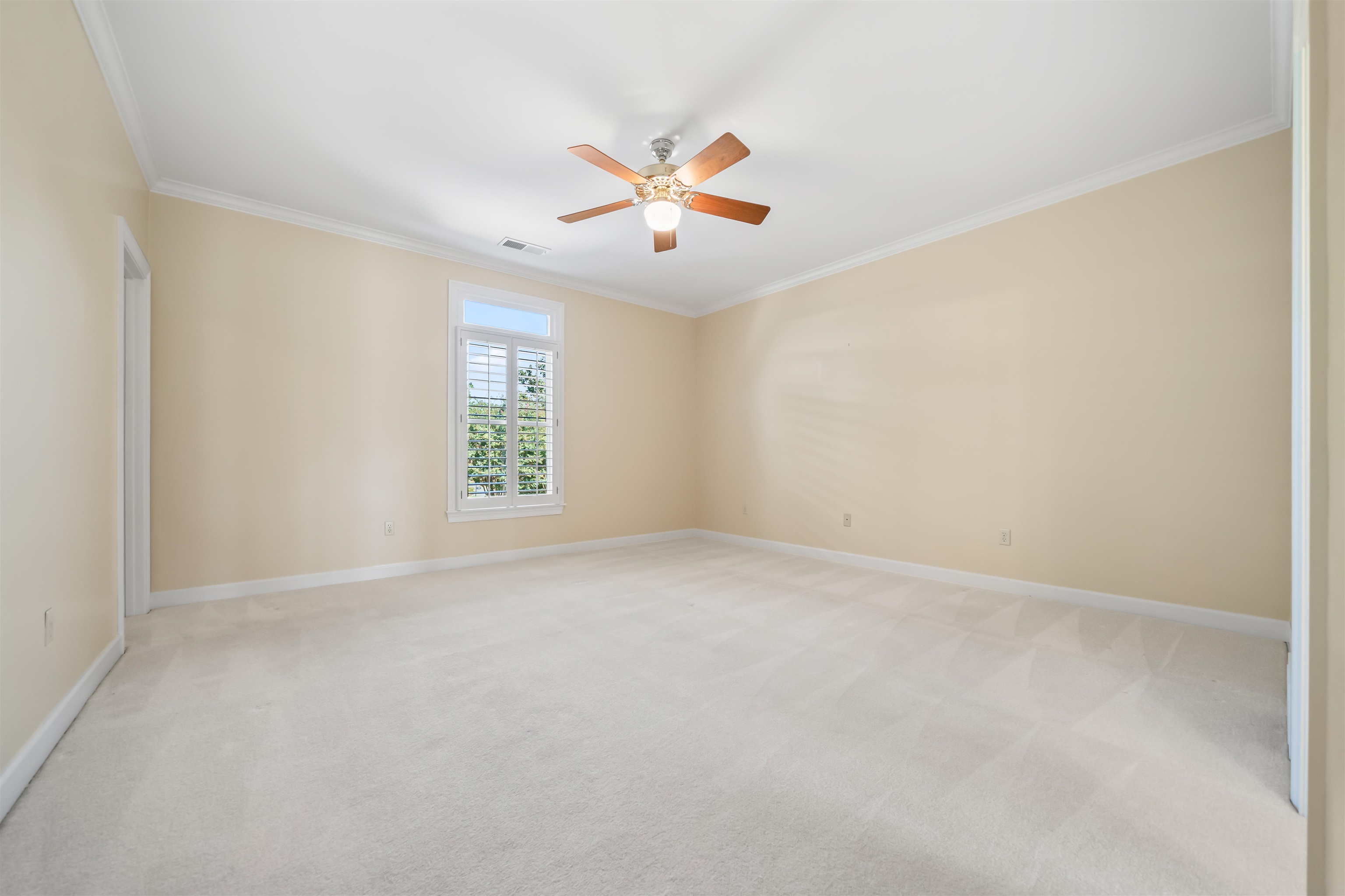 3449 LAKE POINTE CV