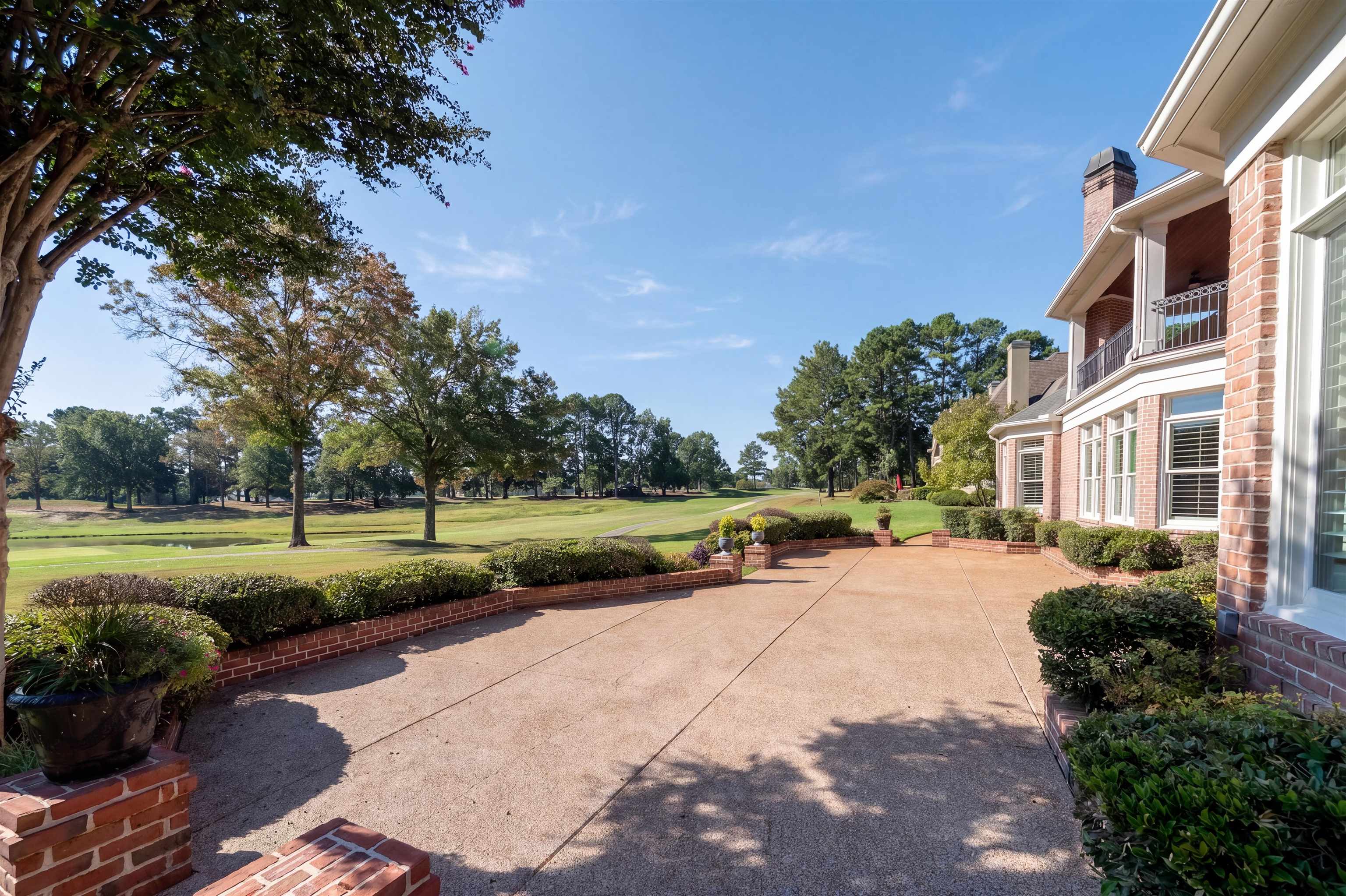 3449 LAKE POINTE CV