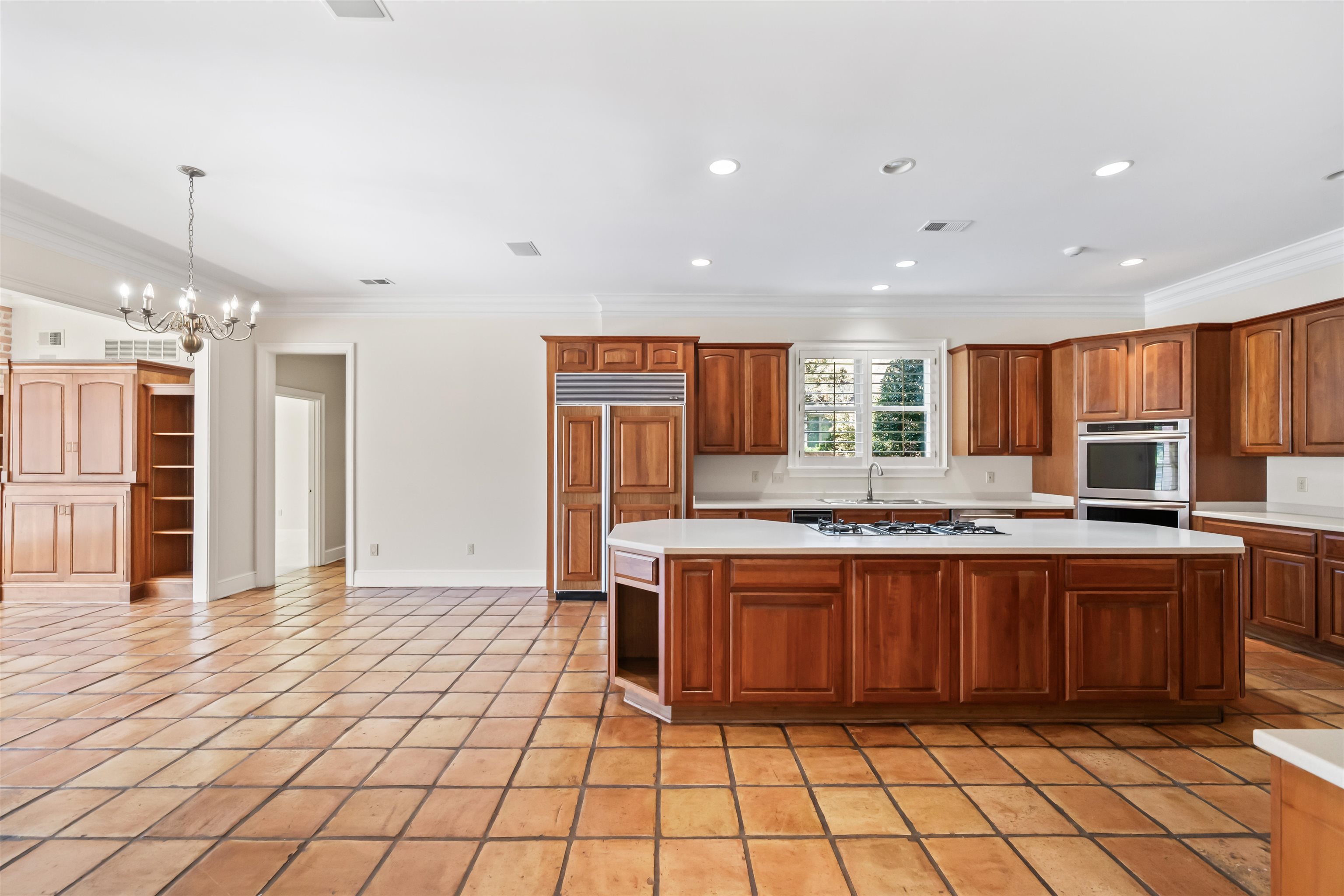 3449 LAKE POINTE CV