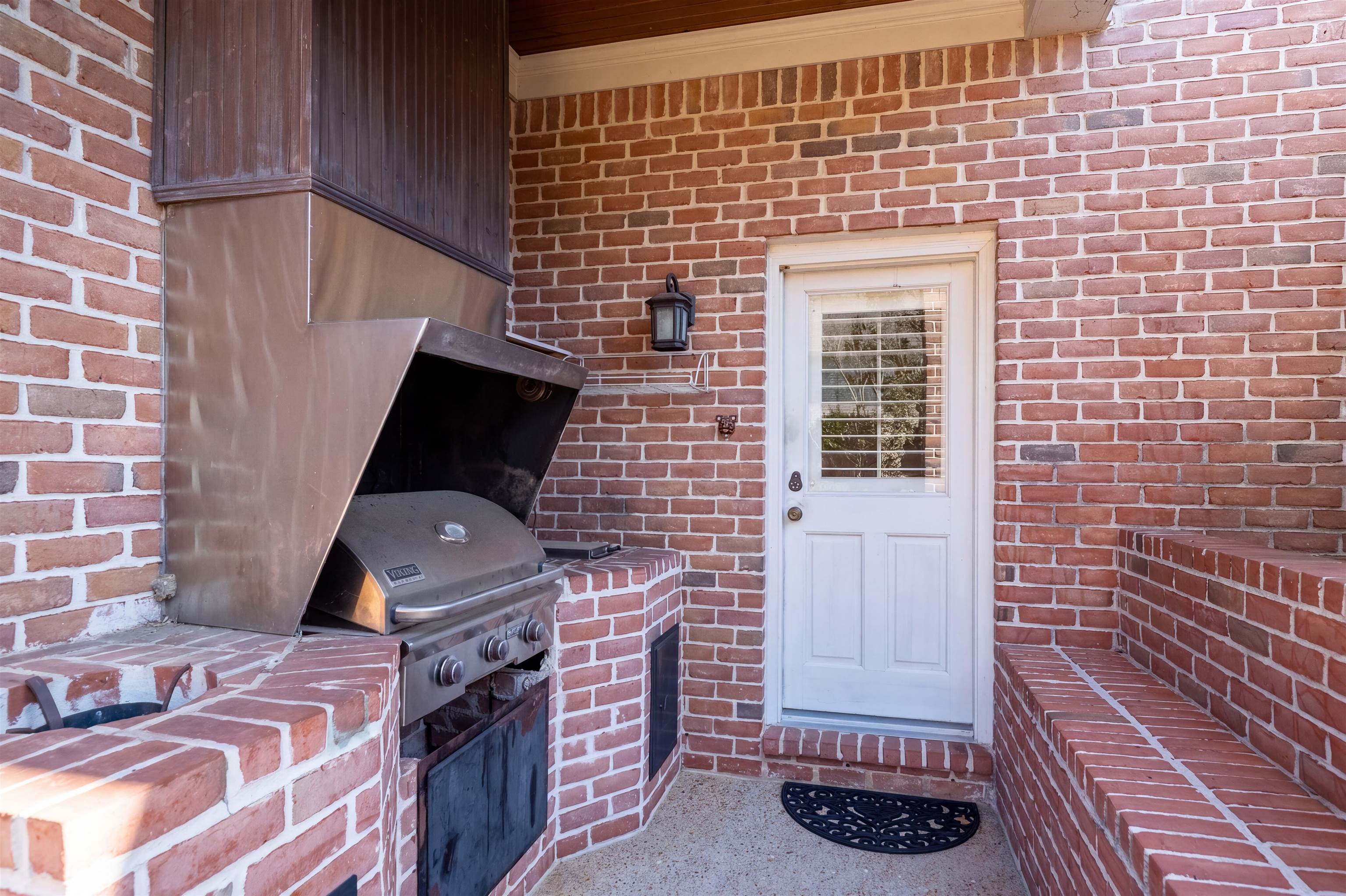 3449 LAKE POINTE CV