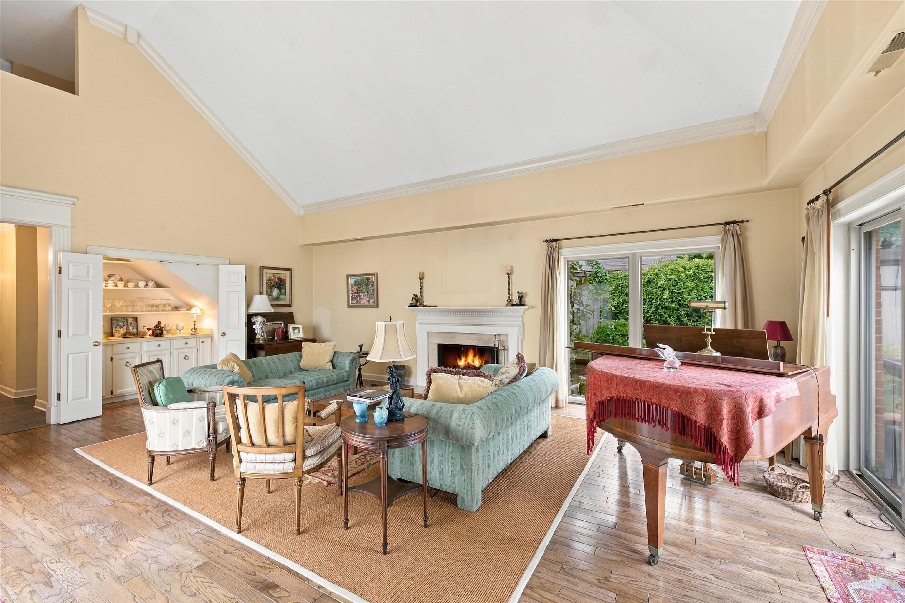 4032 DUMAINE WAY Unit: 74