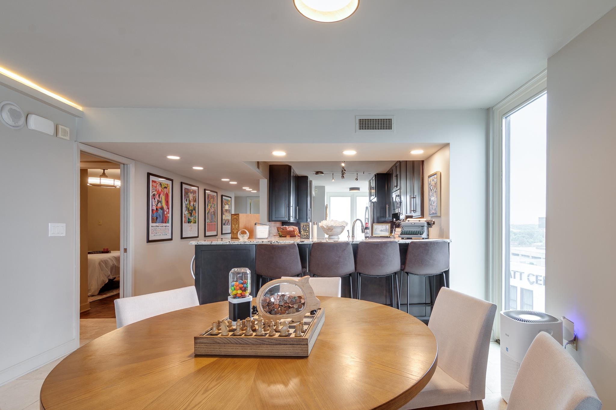 200 WAGNER PL Unit: 1201