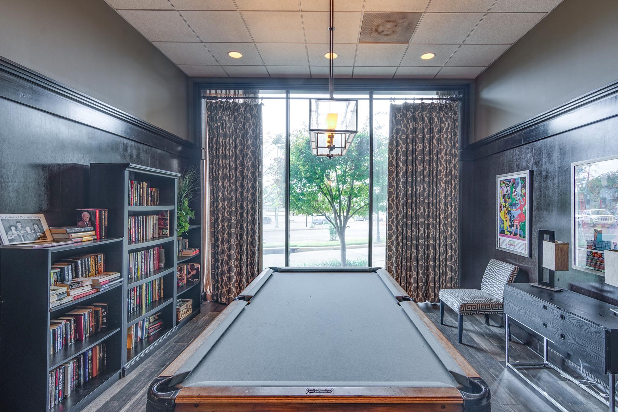 200 WAGNER PL Unit: 1201