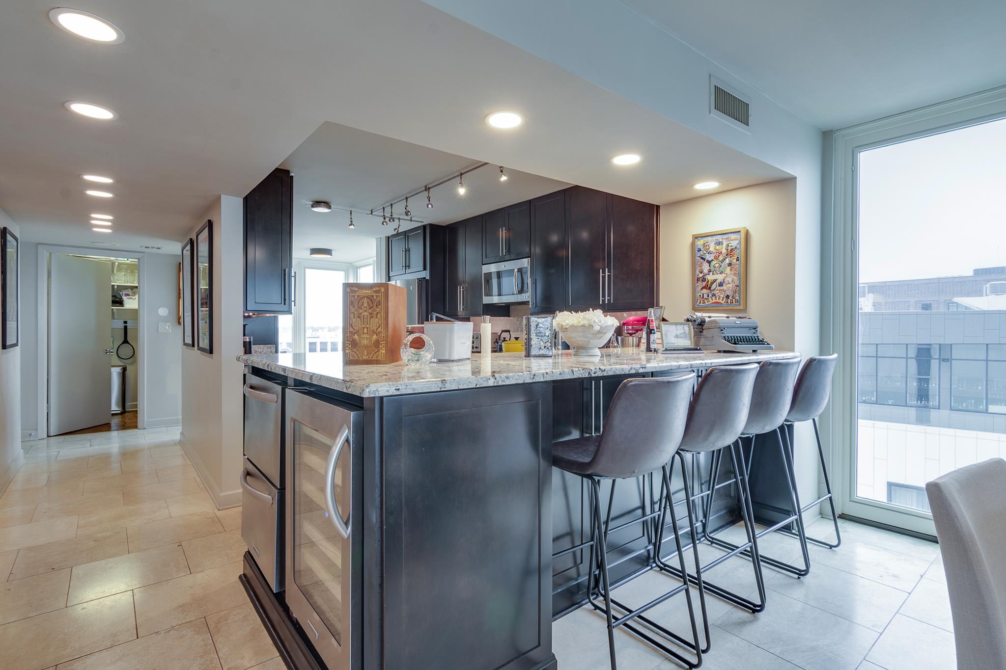 200 WAGNER PL Unit: 1201