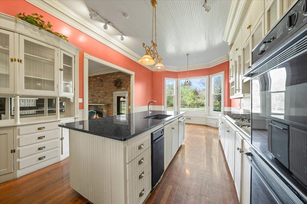 230 LEVY DR