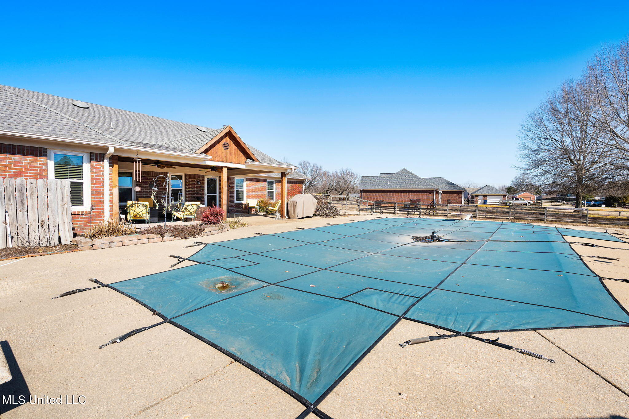 13025 Oak Ridge Drive