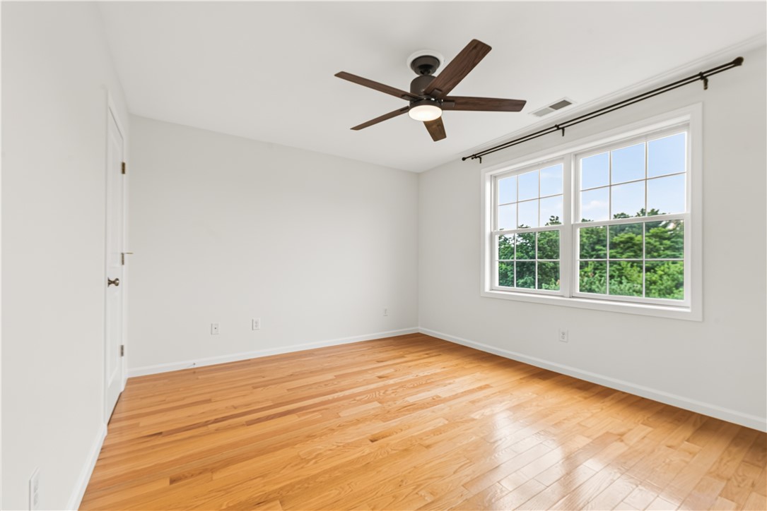 14 Longbrook Drive