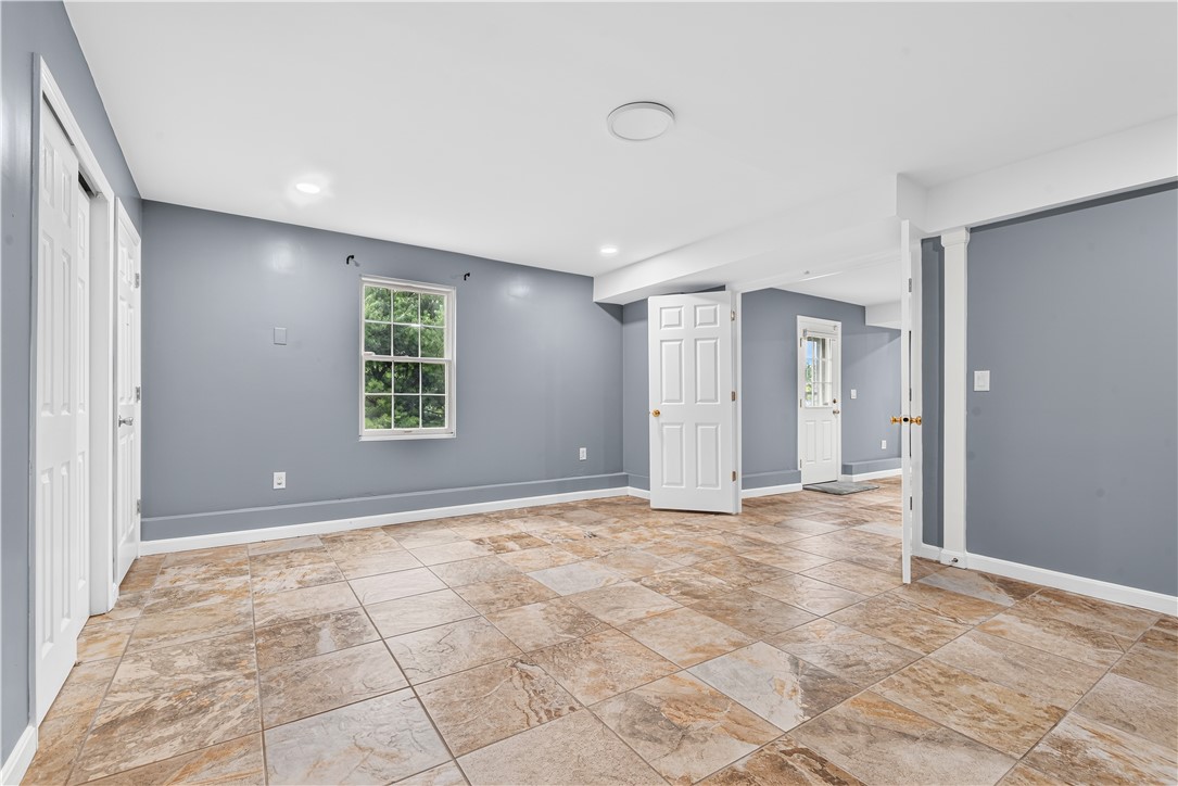 14 Longbrook Drive