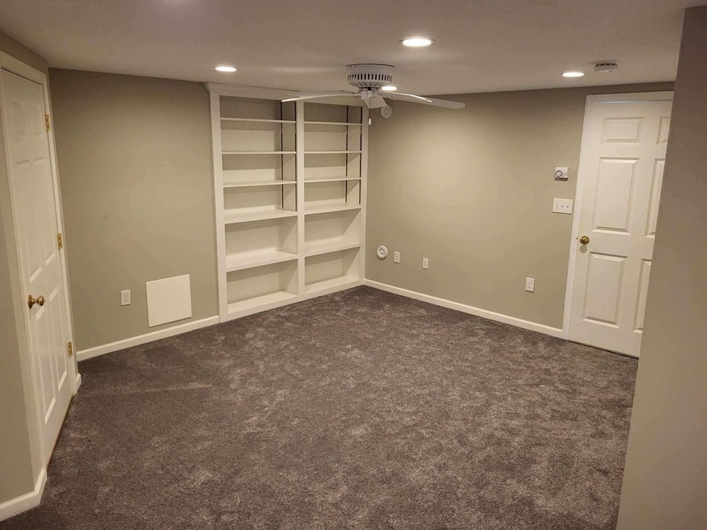 145 Highwood Dr # 145