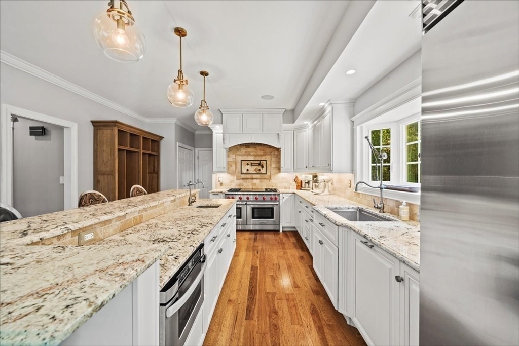 150 Bradley Ln