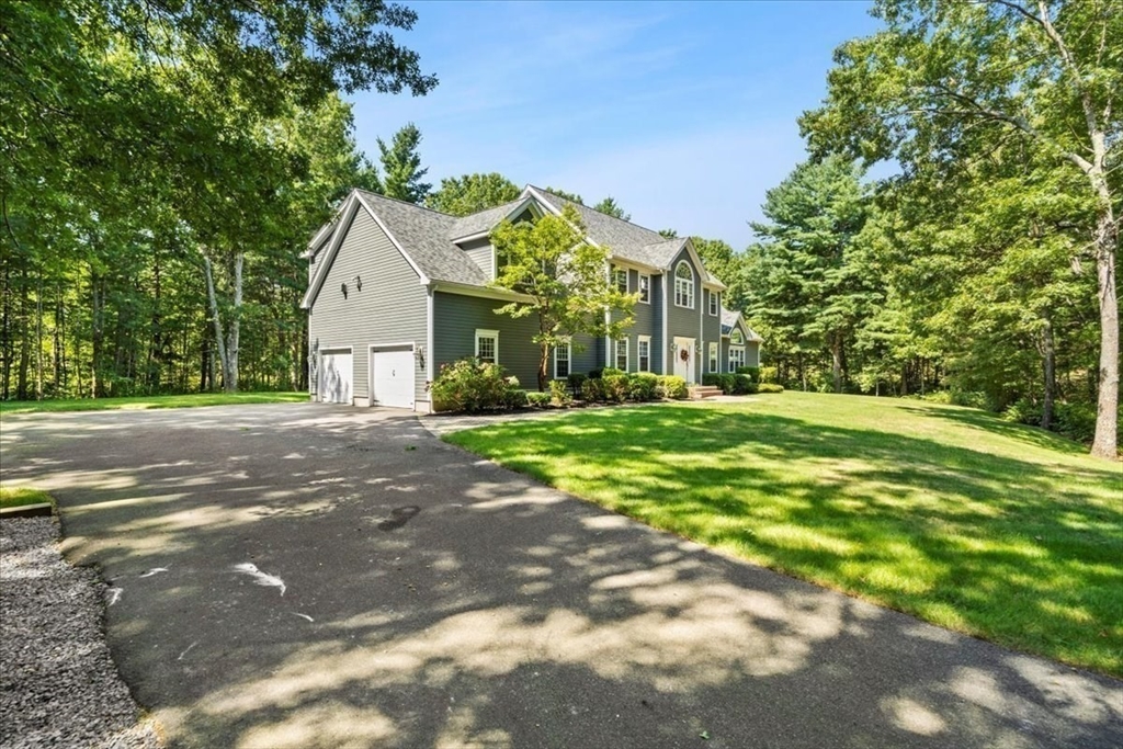 150 Bradley Ln
