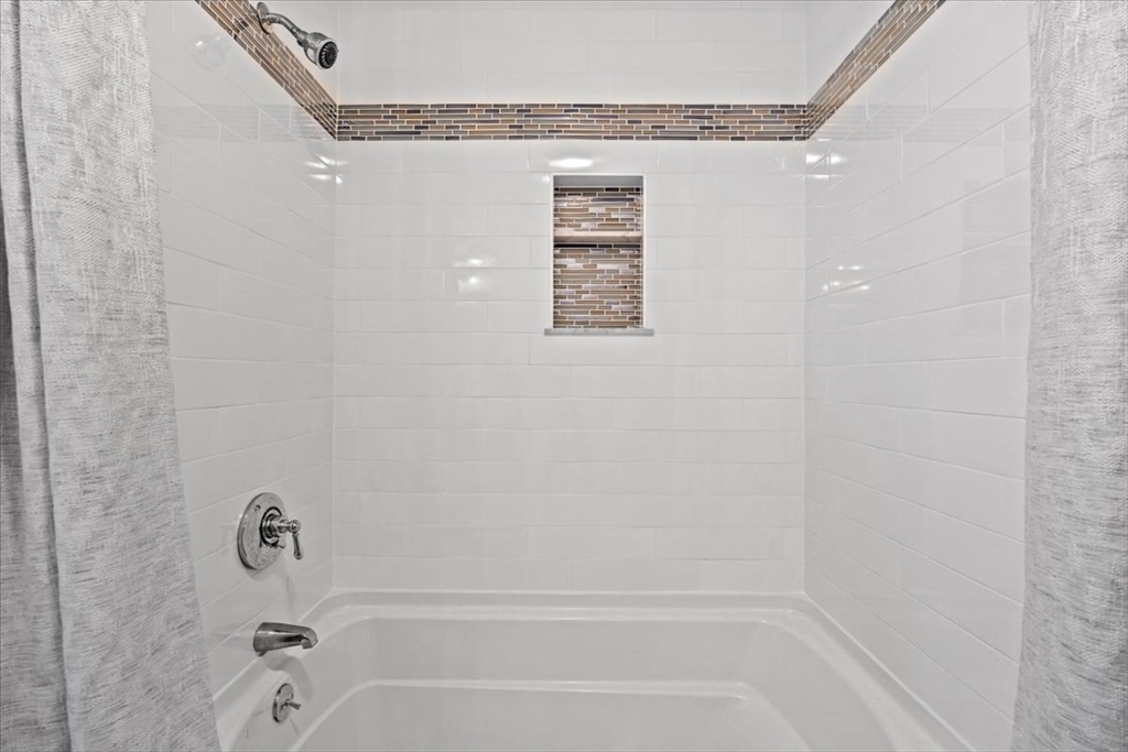 150 Bradley Ln